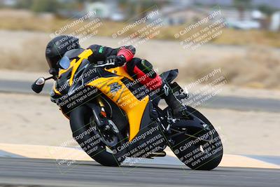 media/Mar-13-2022-SoCal Trackdays (Sun) [[112cf61d7e]]/Turn 15 (1125am)/